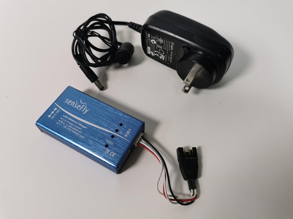 [SF200002] eBee Series (Classic, RTK) Battery single charger 220/110V